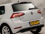 Volkswagen Golf 1.0 TSI Sportline 110Pk (APPLE CARPLAY, CLIMATE, CAMERA, GETINT GLAS, SPORTSTOELEN, LM VELGEN, ADAPTIVE CRUISE, NIEUWSTAAT)