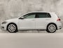 Volkswagen Golf 1.0 TSI Sportline 110Pk (APPLE CARPLAY, CLIMATE, CAMERA, GETINT GLAS, SPORTSTOELEN, LM VELGEN, ADAPTIVE CRUISE, NIEUWSTAAT)
