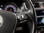 Volkswagen Golf 1.0 TSI Sportline 110Pk (APPLE CARPLAY, CLIMATE, CAMERA, GETINT GLAS, SPORTSTOELEN, LM VELGEN, ADAPTIVE CRUISE, NIEUWSTAAT)