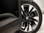 Opel Grandland X 1.6 Turbo Hybrid Elegance 228Pk Automaat (APPLE CARPLAY, SOH 93%, GROOT NAVI, CAMERA, GETINT GLAS, LEDER, SPORTSTOELEN, KEYLESS, ELEK ACHTERKLEP, TREKHAAK, NIEUWSTAAT)