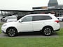 Mitsubishi Outlander 2.0 PHEV Instyle Sportpack . Trekhaak . Leer . Led