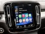 Volvo XC40 1.5 T4 Recharge Inscription 211Pk Automaat (APPLE CARPLAY, STUUR/STOELVERWARMING, MEMORY SEATS, CAMERA, STOELVERWARMING ACHTER, KEYLESS, ELEK ACHTERKLEP, ZWART HEMEL, NIEUWSTAAT)