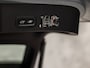 Volvo XC40 1.5 T4 Recharge Inscription 211Pk Automaat (APPLE CARPLAY, STUUR/STOELVERWARMING, MEMORY SEATS, CAMERA, STOELVERWARMING ACHTER, KEYLESS, ELEK ACHTERKLEP, ZWART HEMEL, NIEUWSTAAT)