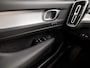 Volvo XC40 1.5 T4 Recharge Inscription 211Pk Automaat (APPLE CARPLAY, STUUR/STOELVERWARMING, MEMORY SEATS, CAMERA, STOELVERWARMING ACHTER, KEYLESS, ELEK ACHTERKLEP, ZWART HEMEL, NIEUWSTAAT)