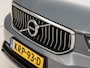 Volvo XC40 1.5 T4 Recharge Inscription 211Pk Automaat (APPLE CARPLAY, STUUR/STOELVERWARMING, MEMORY SEATS, CAMERA, STOELVERWARMING ACHTER, KEYLESS, ELEK ACHTERKLEP, ZWART HEMEL, NIEUWSTAAT)