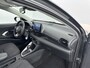Toyota Yaris 1.5 Hybrid 115 Active Luxury | Stoelverwarming | Parkeersensoren | Apple Carplay-Android Auto |