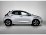 Toyota Yaris 1.5 Hybrid 115 First Edition Comfort Pack | BTW voertuig | Dodehoek detectie | Stoel+stuurverwarming | Parkeersensoren voor+achter | Draadloze telefoonlader | Cruise Control Adaptive | Apple CarPlay/Android Auto |