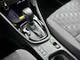 Toyota Yaris 1.5 Hybrid 115 First Edition Comfort Pack | BTW voertuig | Dodehoek detectie | Stoel+stuurverwarming | Parkeersensoren voor+achter | Draadloze telefoonlader | Cruise Control Adaptive | Apple CarPlay/Android Auto |