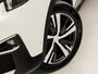 Peugeot 5008 1.2 PureTech GT-Line (PANORAMADAK, APPLE CARPLAY, FOCAL AUDIO, 360 CAMERA, GETINT GLAS, SPORTSTOELEN, KEYLESS, TREKHAAK, NIEUWSTAAT)