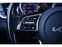 Kia Ceed Sportswagon 1.0 T-GDi MHEV DynamicPlusLine 1e eigen. NAP 17"-lmv PDC achter camera Navigatie half lederen bekleding APPLE-carplay DAB-ontvangst lane-assist stoel/stuur-verwarming ACC dakrail-allu electrische-achterklep private-glas LED-verlichting