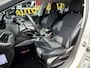 Peugeot 2008 1.2 PureTech Urban Cross - Navigatie I Airco I Comfort pakket I Trekhaak