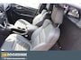 Isuzu D-Max 1.9 Extended Cab V-Cross Zwart LM met Terrain band 3500 kg Trekhaak Rollbar