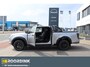Isuzu D-Max 1.9 Extended Cab V-Cross Zwart LM met Terrain band 3500 kg Trekhaak Rollbar