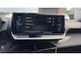 Peugeot e-2008 EV Allure 50 kWh | 96% SOH | Camera achter | Apple Carplay / Android Auto | Navigatie |