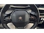 Peugeot e-2008 EV Allure 50 kWh | 96% SOH | Camera achter | Apple Carplay / Android Auto | Navigatie |
