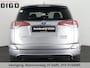 Toyota RAV4 2.5 STYLE HYBRIDE 4-WD SILVERLINE GARANTIE 4-2028* 1650 TREKGEWICHT . GARANTIE TOT 04-2028! . PARKEERSENSOREN VOOR & ACHTER . KEYLESS ENTRY  .
