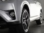 Toyota RAV4 2.5 STYLE HYBRIDE 4-WD SILVERLINE GARANTIE 4-2028* 1650 TREKGEWICHT . GARANTIE TOT 04-2028! . PARKEERSENSOREN VOOR & ACHTER . KEYLESS ENTRY  .