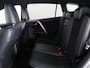 Toyota RAV4 2.5 STYLE HYBRIDE 4-WD SILVERLINE GARANTIE 4-2028* 1650 TREKGEWICHT . GARANTIE TOT 04-2028! . PARKEERSENSOREN VOOR & ACHTER . KEYLESS ENTRY  .