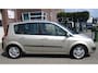Renault Scenic 1.6-16V Tech Line