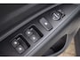 Kia Stonic 1.0 T-GDi MHEV DynamicLine | Nieuw model | Direct leverbaar! | Stoel & Stuurverwarming | Tot 10j. Kia Garantie |