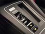 Volkswagen Golf Variant 1.0 eTSI DSG Life Business Navigatie Aplle Carplay/Android auto Wireless PDC VA + Camera Adaptive Cruise Control
