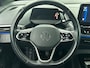 Volkswagen ID.4 Life 77 kWh Style Pack Navigatie Apple Carplay/Android Auto Adaptive Cruise Control Parkeersensoren Stoel- en stuurverwarming Full Led Climate Control Lichtmetalen velgen