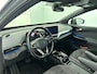 Volkswagen ID.4 Life 77 kWh Style Pack Navigatie Apple Carplay/Android Auto Adaptive Cruise Control Parkeersensoren Stoel- en stuurverwarming Full Led Climate Control Lichtmetalen velgen