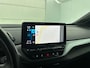 Volkswagen ID.4 Life 77 kWh Style Pack Navigatie Apple Carplay/Android Auto Adaptive Cruise Control Parkeersensoren Stoel- en stuurverwarming Full Led Climate Control Lichtmetalen velgen