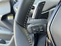 Peugeot 3008 1.6 HYbrid 180 PK Allure Pack Business | Automaat | Plug-In Hybride tot 50 KM Elektrisch | Navigatie | LED Verlichting | Climate Control | Dode Hoek Detectie | Adaptieve Cruise Control | Camera | Parkeersensoren V+A | 19" Lichtmetalen Velgen GT Look | Hoge Zitpositie | Apple Carplay & Android Auto | Keyless Entry |