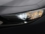Mazda 3 2.0 e-SkyActiv-G M Hybrid 122 Luxury | Automaat | Bose | Apple Carplay / Android Auto | Navigatie | Climate control | Parkeer sensoren | DAB | Stoel/Stuur verwarming | Camera | LMV | Adaptive cruise control | Heads Up | Lichtmetalen Velgen |