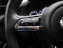 Mazda 3 2.0 e-SkyActiv-G M Hybrid 122 Luxury | Automaat | Bose | Apple Carplay / Android Auto | Navigatie | Climate control | Parkeer sensoren | DAB | Stoel/Stuur verwarming | Camera | LMV | Adaptive cruise control | Heads Up | Lichtmetalen Velgen |