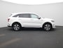 Kia Sorento 1.6 T-GDI Plug-in Hybrid 4WD ExecutiveLine 7p. | 7-Persoons | Automaat | Panoramadak | Leder | Apple Carplay / Android Auto | Virtual Cockpit | Trekhaak | Bose | Navigatie | Stoel/Stuur verwarming | Achteruitrijcamera | Adaptive Cruise Control | Climate Control | Elektrische Achterklep | Lichtmetalen Velgen |