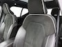 Volvo XC40 Recharge P8 AWD R-Design | Panoramadak | Trekhaak | Harman Kardon | Memory Stoelen | BLIS | 360 Camera | Apple Carplay / Android Auto | Google Maps | Stoel / Stuurverwarming | Elektrische Achterklep | Lichtmetalen Velgen |