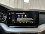 Skoda Octavia Combi 1.0 TSI 110PK Business Edition Sfeerverlichting Virtual Cockpit Parkeersensoren