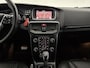 Volvo V40 2.0 T4 Business Sport R-Design 191PK | Pano | Virtual | Camera | Cruise | Navi | Clima | LED | Parkeersens.