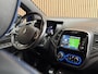 Renault Captur 1.3 TCe 150pk Version S | R-Link Navi | 17" | Clima | Stoelverwarming | Camera | Led | 100% Dealer onderhouden!