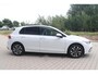 Volkswagen Golf 1.0 eTSI United Pano ACC Camera Side assist