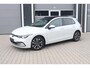 Volkswagen Golf 1.0 eTSI United Pano ACC Camera Side assist