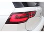 Volkswagen Golf 1.0 eTSI United Pano ACC Camera Side assist