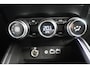 Renault Clio E-Tech Full Hybrid 145 esprit Alpine | BOSE | STUUR/STOELVERWARMING | 360 CAMERA | NAVI | ADAPT. CRUISE CONTROL | APPLECARPLAY/ANDROIDAUTO | CLIMATE CONTROL | PDC | LMV