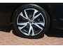 Volvo S60 2.0 B4 R-Design R DESIGN Nederlandse auto dealeronderhouden 101308 NAP laatste beurt bij 98012km zeer compleet adaptive cruise lane assist camera Harman Kardon audio navigatie stoelverwarming pdc led sports