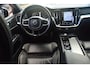 Volvo S60 2.0 B4 R-Design R DESIGN Nederlandse auto dealeronderhouden 101308 NAP laatste beurt bij 98012km zeer compleet adaptive cruise lane assist camera Harman Kardon audio navigatie stoelverwarming pdc led sports