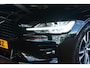 Volvo S60 2.0 B4 R-Design R DESIGN Nederlandse auto dealeronderhouden 101308 NAP laatste beurt bij 98012km zeer compleet adaptive cruise lane assist camera Harman Kardon audio navigatie stoelverwarming pdc led sports