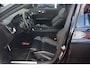 Volvo S60 2.0 B4 R-Design R DESIGN Nederlandse auto dealeronderhouden 101308 NAP laatste beurt bij 98012km zeer compleet adaptive cruise lane assist camera Harman Kardon audio navigatie stoelverwarming pdc led sports
