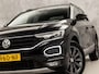 Volkswagen T-Roc 2.0 TSI 4Motion Sport R 190Pk Automaat (VIRTUAL COCKPIT, APPLE CARPLAY, STUUR/STOELVERWARMING, CAMERA, SPORTSTOELEN, GETINT GLAS, ELEK ACHTERKLEP, KEYLESS, NIEUWSTAAT)