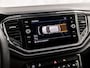 Volkswagen T-Roc 1.5 TSI Sport 150Pk (APPLE CARPLAY, GROOT NAVI, CLIMATE, STOELVERWARMING, ZWART HEMEL, LED KOPLAMPEN, SPORTSTOELEN, GETINT GLAS, ELEK ACHTERKLEP, ADAPTIVE CRUISE, NIEUWSTAAT)
