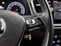 Volkswagen T-Roc 1.5 TSI Sport 150Pk (APPLE CARPLAY, GROOT NAVI, CLIMATE, STOELVERWARMING, ZWART HEMEL, LED KOPLAMPEN, SPORTSTOELEN, GETINT GLAS, ELEK ACHTERKLEP, ADAPTIVE CRUISE, NIEUWSTAAT)
