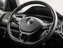 Volkswagen T-Roc 1.5 TSI Sport 150Pk (APPLE CARPLAY, GROOT NAVI, CLIMATE, STOELVERWARMING, ZWART HEMEL, LED KOPLAMPEN, SPORTSTOELEN, GETINT GLAS, ELEK ACHTERKLEP, ADAPTIVE CRUISE, NIEUWSTAAT)