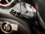 Mercedes-Benz A-klasse 200 AMG Sport 156Pk (BLACK PACK, NAVIGATIE, LEDER, STOELVERWARMING, KUIPSTOELEN, GETINT GLAS, CRUISE, NIEUWE APK, NIEUWSTAAT)