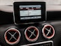 Mercedes-Benz A-klasse 200 AMG Sport 156Pk (BLACK PACK, NAVIGATIE, LEDER, STOELVERWARMING, KUIPSTOELEN, GETINT GLAS, CRUISE, NIEUWE APK, NIEUWSTAAT)